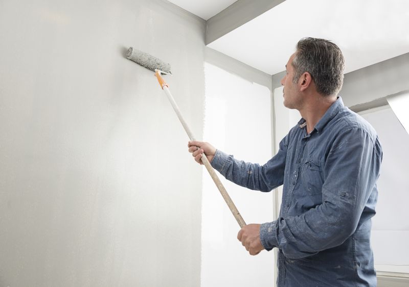 When to Hire for Interior Painting